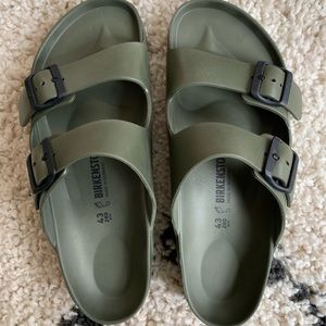 Men’s Olive Rubber Birkenstock’s